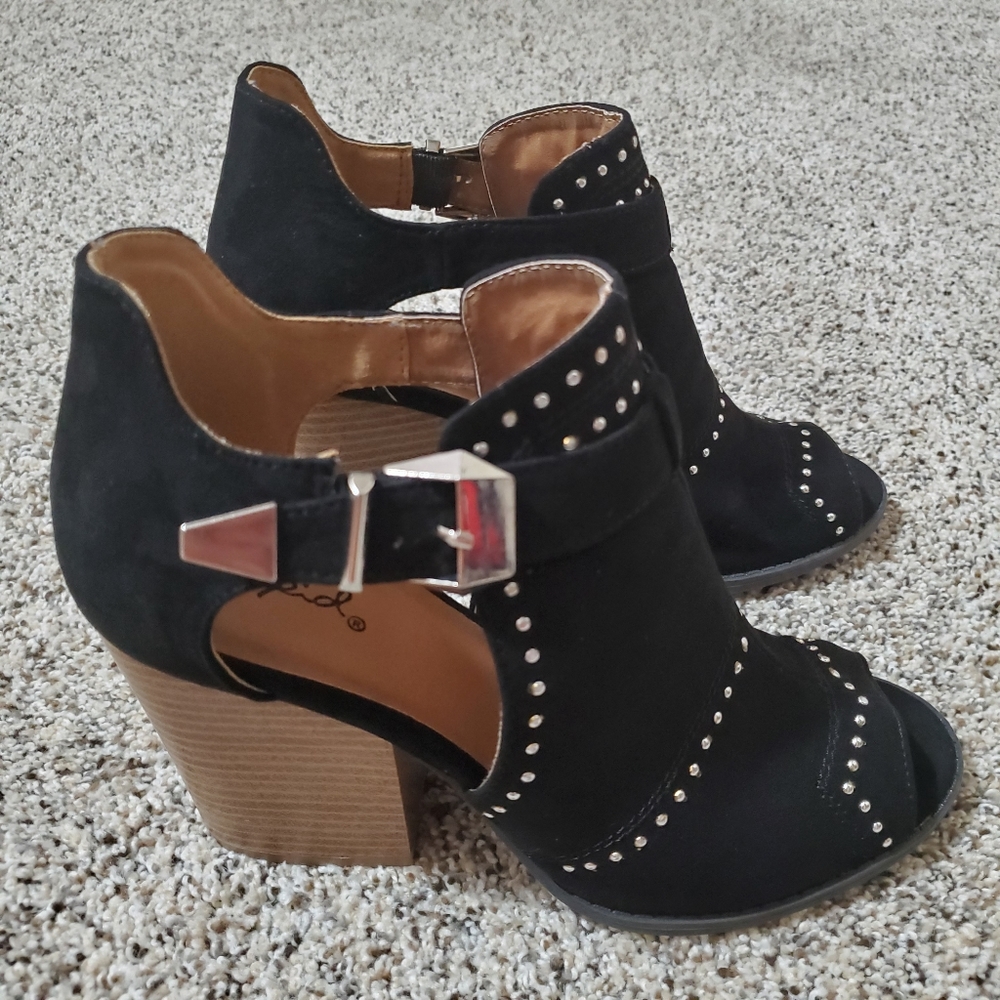 Qupid Heel Bootie